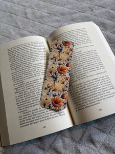 Marque-page Fleur orange et crème